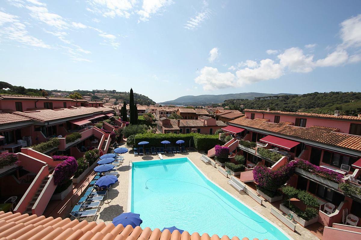 Апарт отель Elba Vip Порт-Аццурро Экстерьер фото